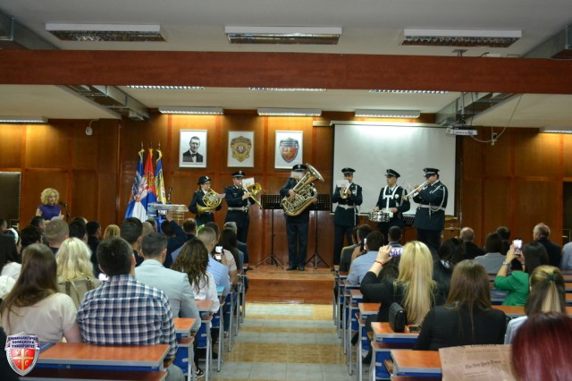 DSC_3024~0.JPG