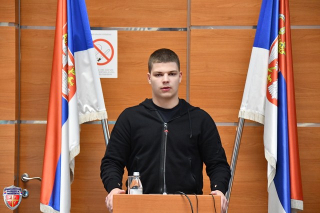 DSC_9618~0.JPG
